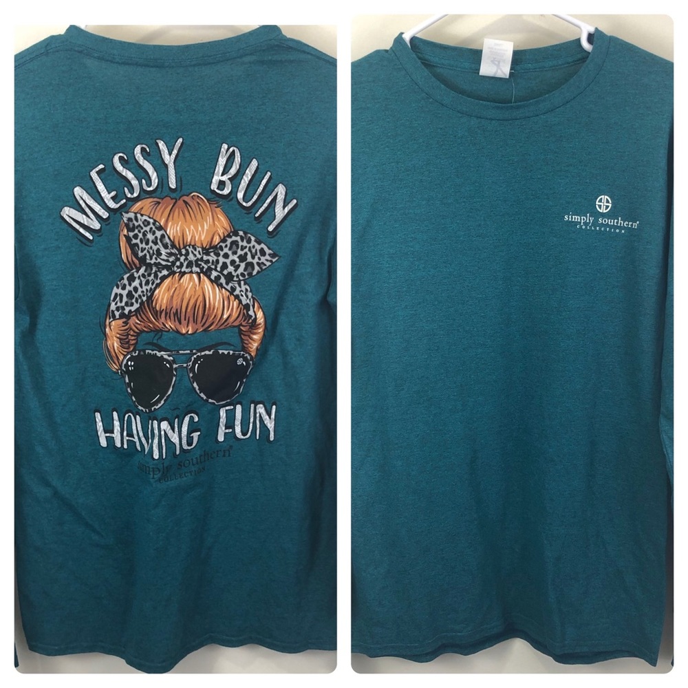 New With Tags Simply Southern Long Sleeve Teal Tee Size Small Messy Bun